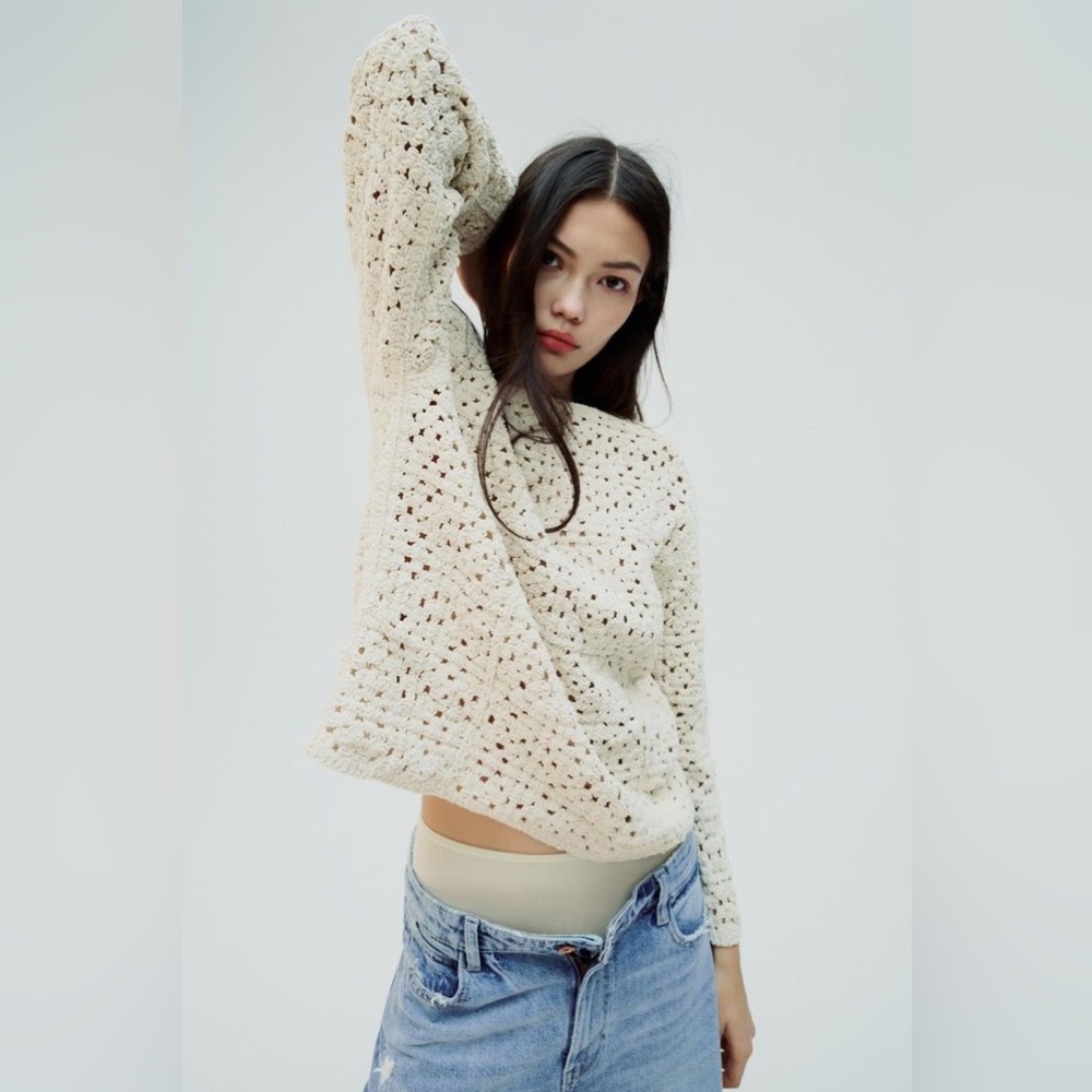 NWT ZARA CROCHET CHENILLE SWEATER SWEATSHIRT SIZE MEDIUM